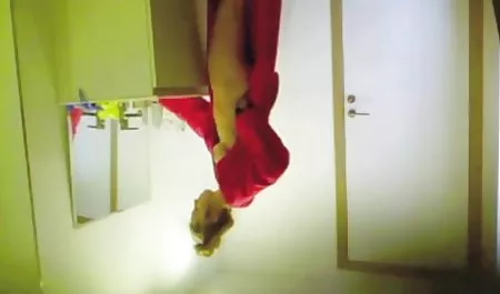 rambut pirang bokep om om indonesia