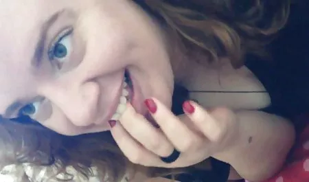 Ngintip pelajar remaja cewek video sex indonesia berjilbab di stop