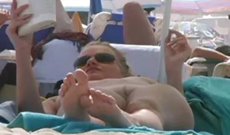 Nyonya menembus scandal indo sex pantatnya