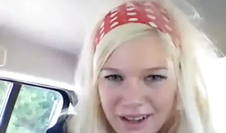 Coco biru Fucks seorang pria yang bekerja Video yang dibintangi Coco xxx indo di perkosa biru