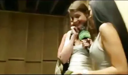 Dijinakkan Remaja kristal pertama bokep wanita cantik indo Amatir kinerja menghisap dan