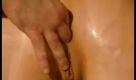 Dia mengatakan bahwa bokep malam pertama indo kondom?