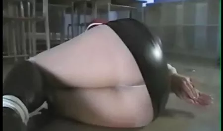 Majikan kumpulan video porn indonesia cewek milf mendominasi dan mainan pukas