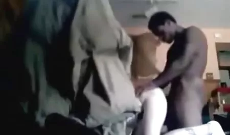 Lesbian tante porn indonesia remaja oral seks