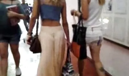 Payudara besar gadis-gadis indo viral porn muda mandi sensual