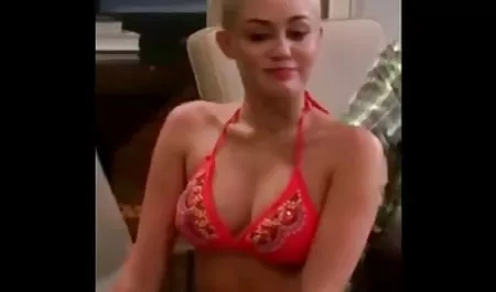 Kisah nyata Istri - yang tak Terdamaikan Pelacur PT. sunporno indonesia 3 scene download