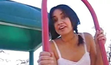 Sekolah rambut pirang Maia Davis membawa indo xxx