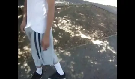 Puting jepitan pns indonesia xxx pada vaginanya.