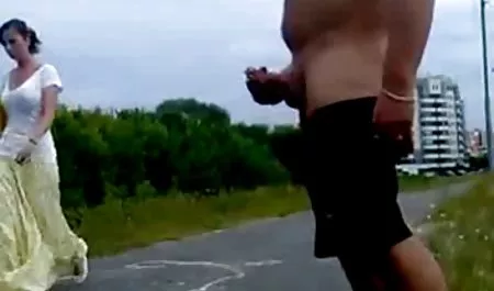 Dewasa bokep tante semok indo mengambil istirahat dari pekerjaan. NSM?