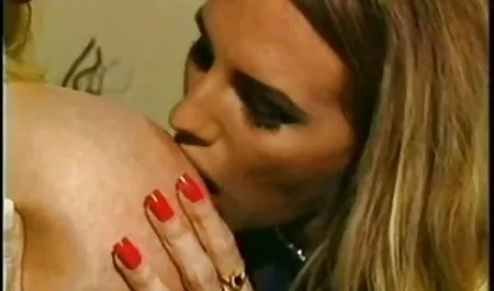 Plus - public pick UP - Euro cewek seksi mendapat fucked di hutan p0rn indo bintang-bintang