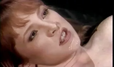 Pirang yang indah bokep miss indonesia dengan cantik rambut coklat.