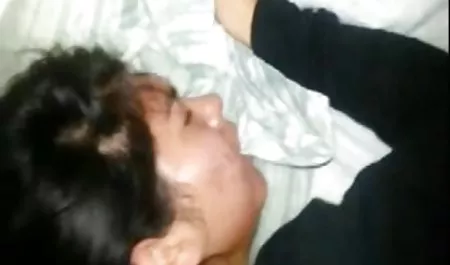 Toket kencang orang video bokep artis indo xxx Inggris ngintip mainan selama sesi Joi