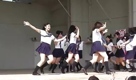 Gadis cantik dengan Payudara kecil suka xxx sma indo masturbasi