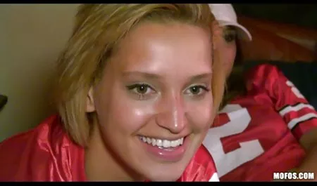 gadis-gadis video sex indo 3gp di salon