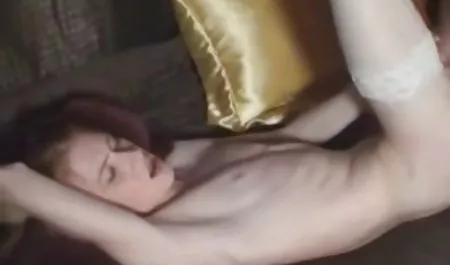 Bersenang-senang dengan gadis Asia porn indo mobile